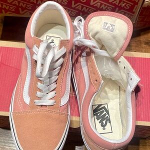 Vans Old Skool Rose Dawn/True White Size 6.5 Women’s Skater Shoes